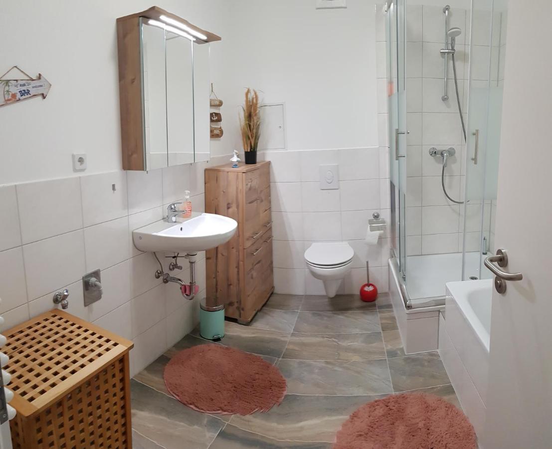 Ferienwohnung In Birkenwerder Mit Balkon Екстериор снимка